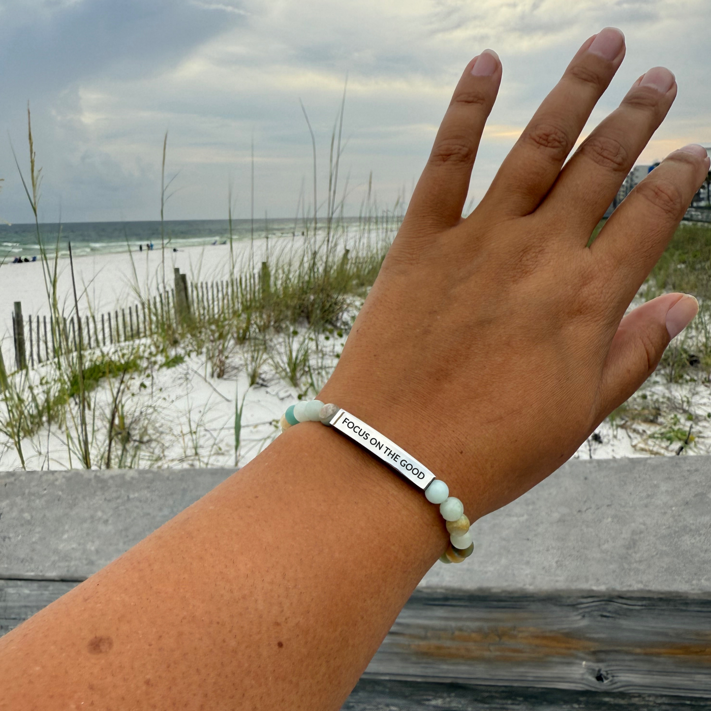 FOCUS ON THE GOOD Natural Earth Stone Bracelet