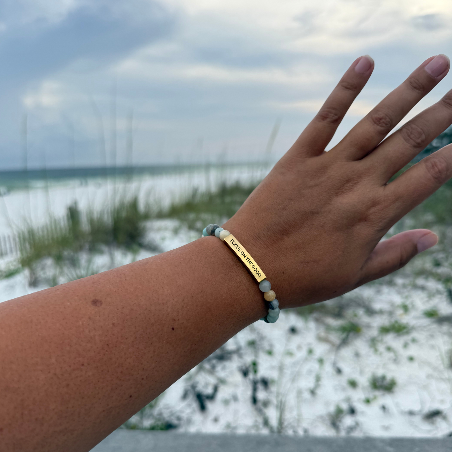 FOCUS ON THE GOOD Natural Earth Stone Bracelet