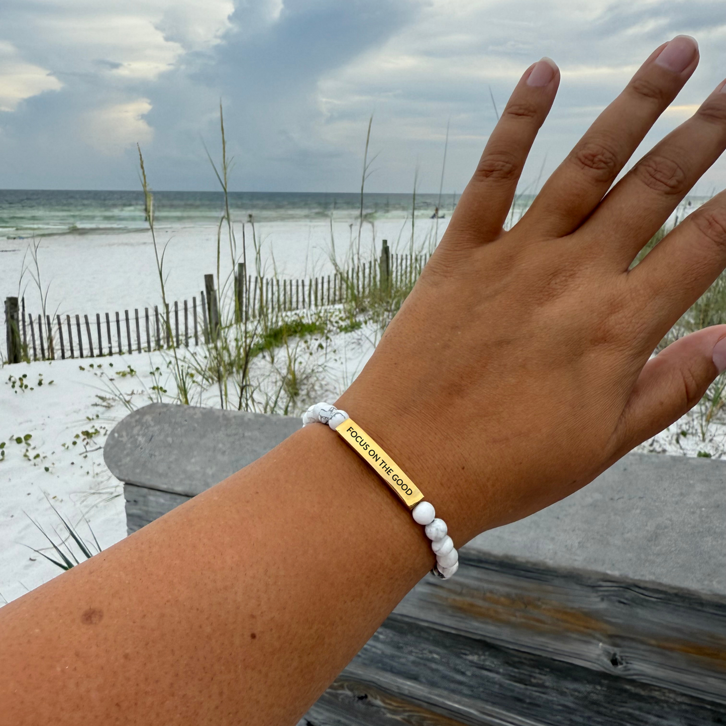 FOCUS ON THE GOOD Natural Earth Stone Bracelet