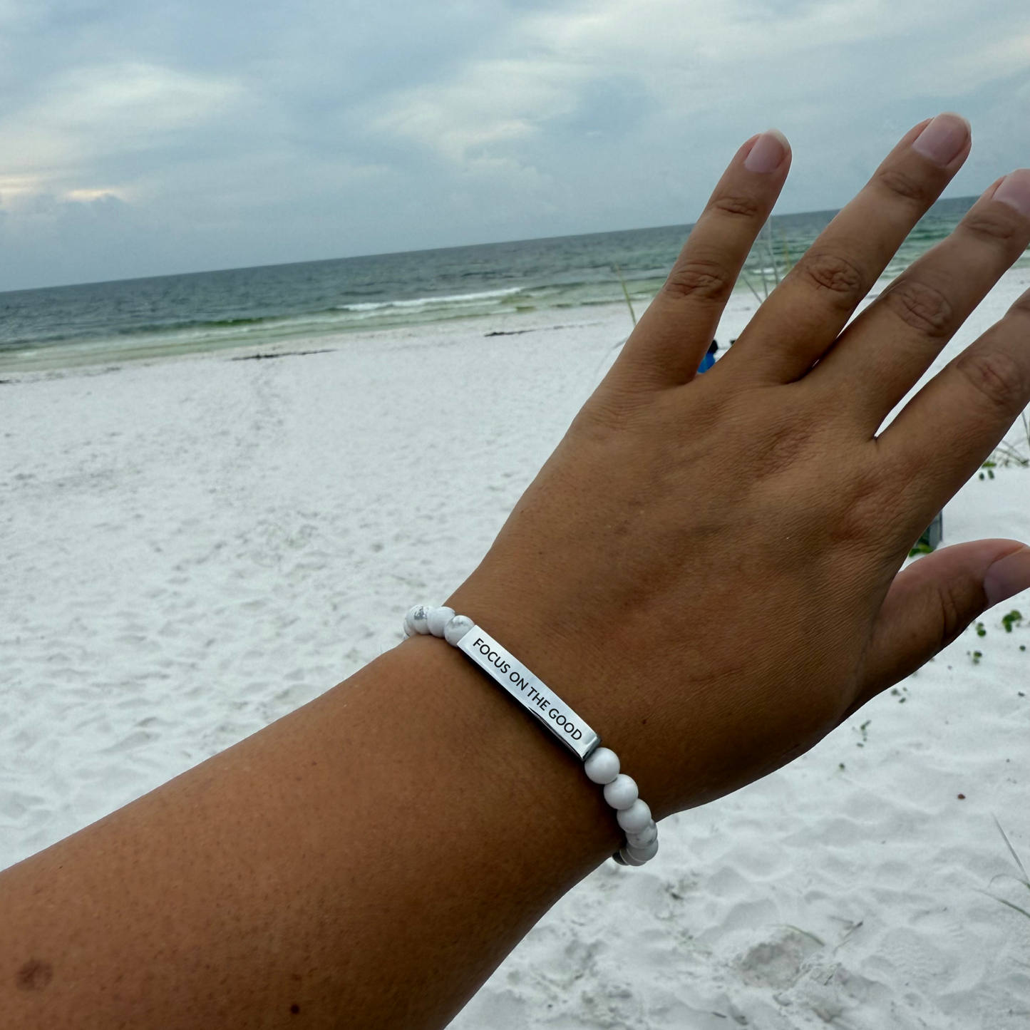 FOCUS ON THE GOOD Natural Earth Stone Bracelet